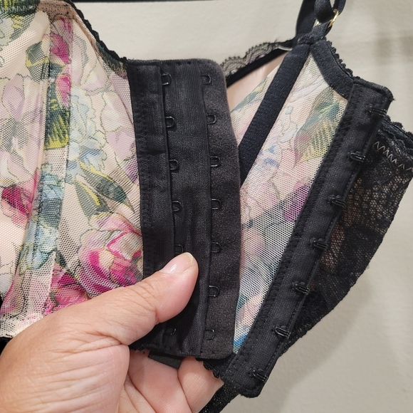 Victoria's Secret Very Sexy Push-up Bustier - Sz 34C US - Picture 6 of 10